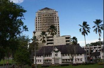 The Apartments At Merdeka Palace Hotel Kuching Kültér fotó